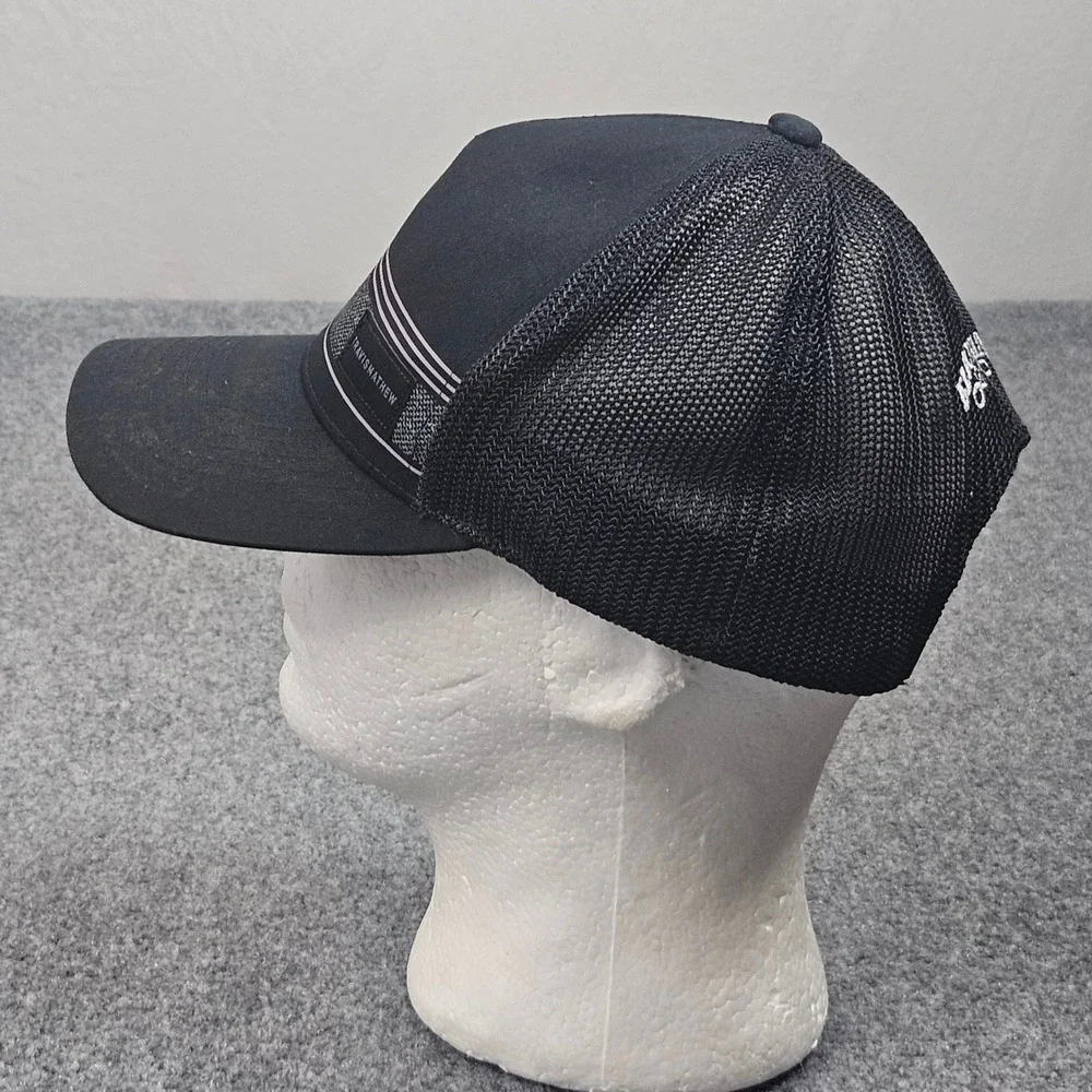 TravisMathew Hat Mens Cap Black‎ Striped Flexfit Eldorado Golf Flexfit Minimal